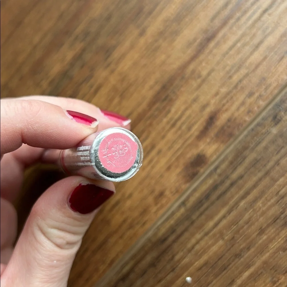 Neutrogena MoistureShine Soothing LipSheers Lipstick with SPF 20 Pink Splash 35